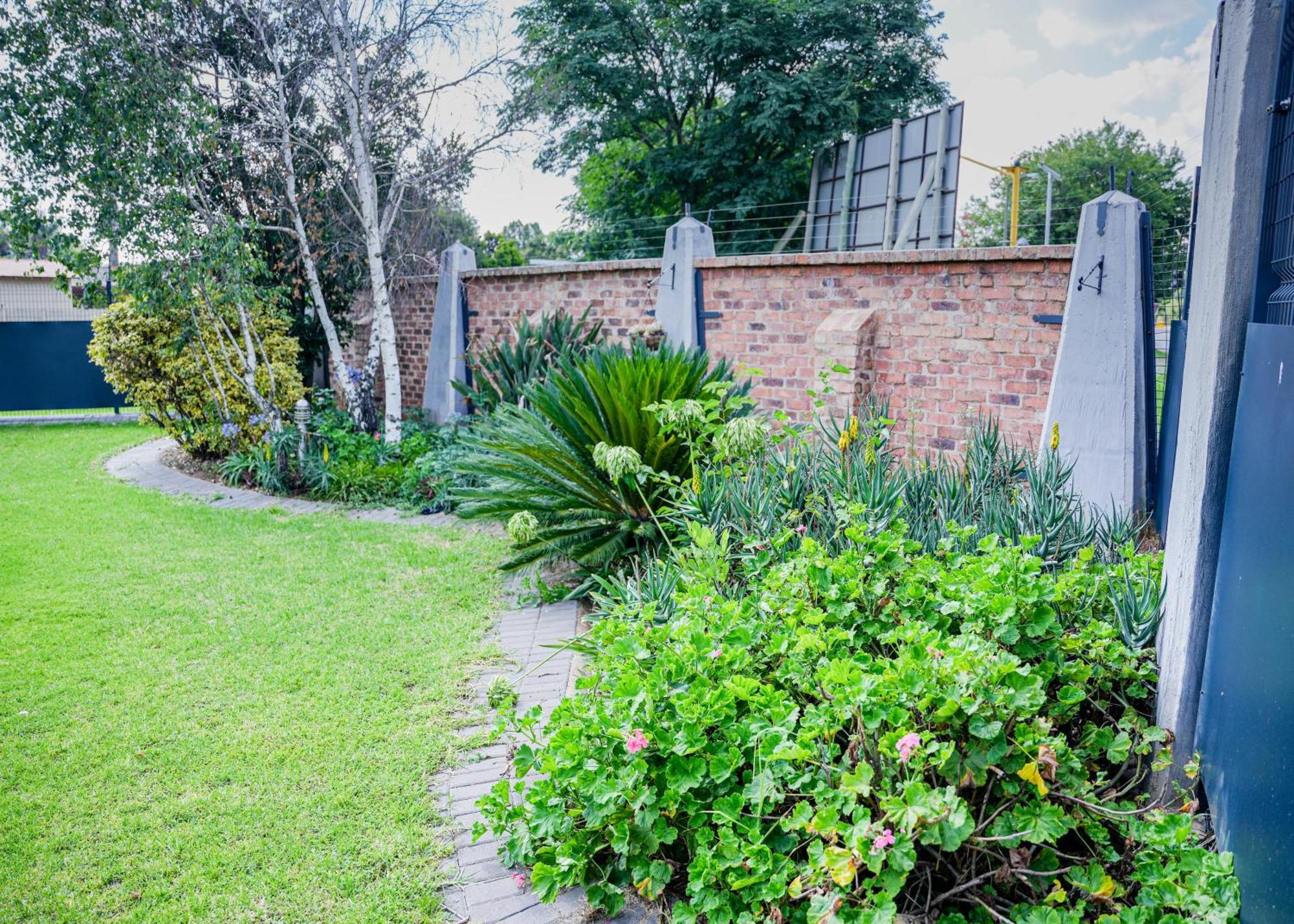 Sar Guesthouse Benoni Exterior foto